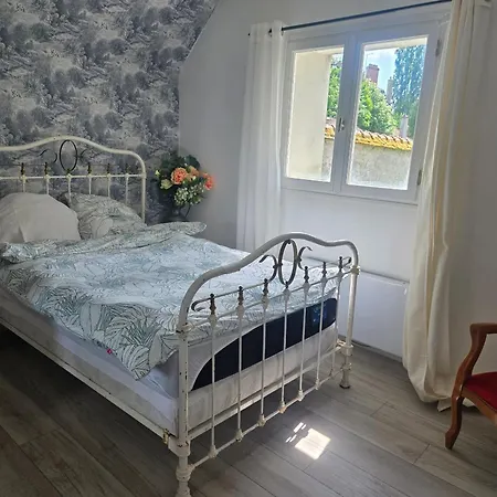 Lejlighed Maison Dans Particulier 18eme, Wifi, Piscine Chauffee